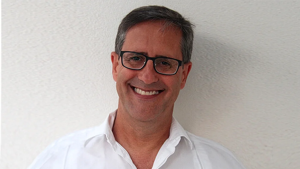 Dr Roy Sugarman