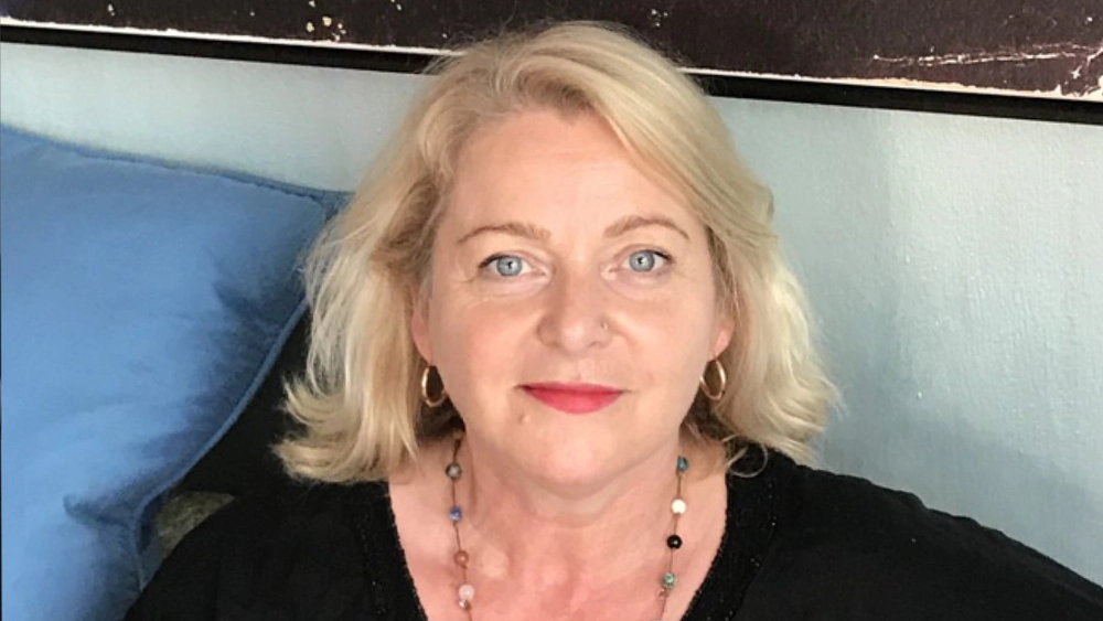 Dr Alice Shires