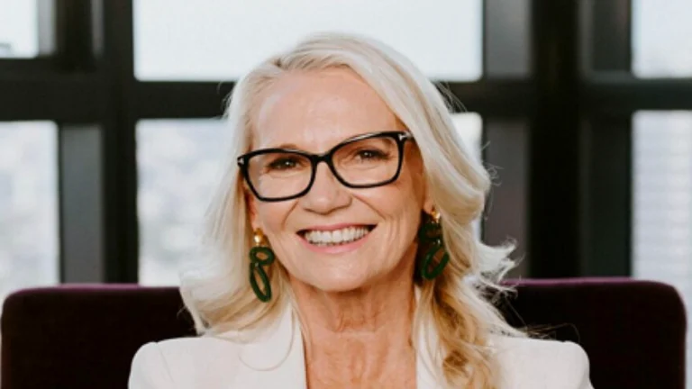 #149 – Dr. Suzy Green on Promoting Mental Wellness to Reduce Mental Illness Impact