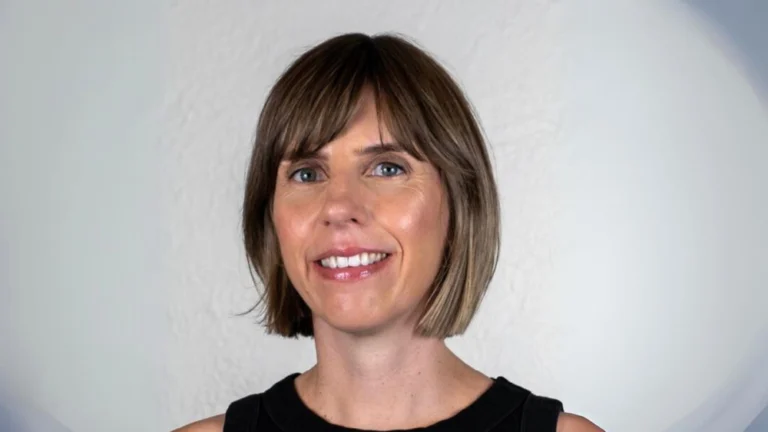 #170 – Dr Lydia Brown on Navigating the Journey of Menopause and Aging
